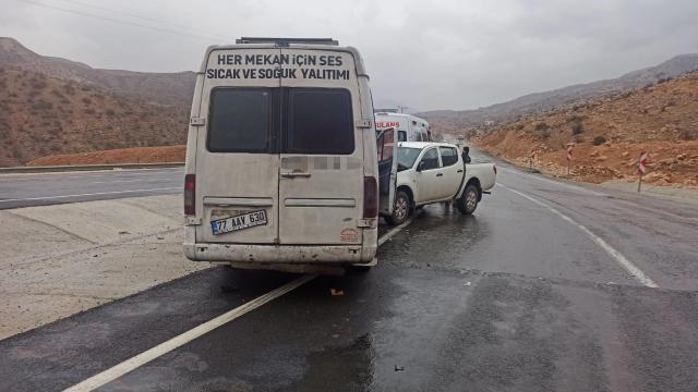 Batmanda trafik kazası: 4 yaralı