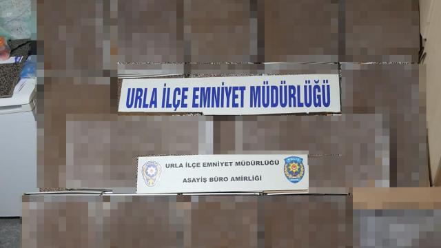 İzmirde 5 bin 70 paket kaçak sigara ele geçirildi