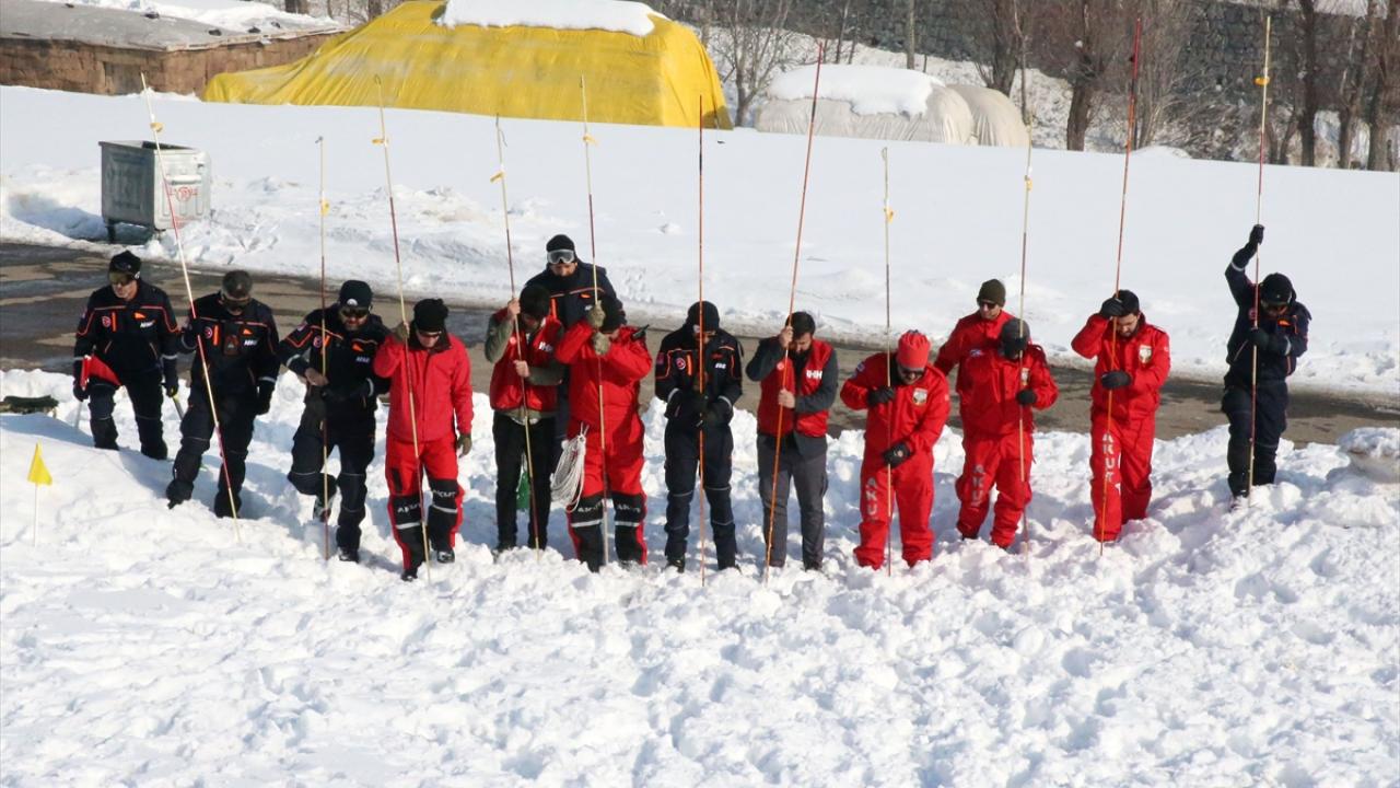 "Bölgede çığ düşme riski yüksek"