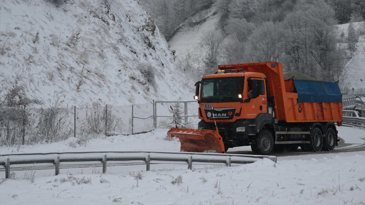 Gece kar yağışı bekleniyor