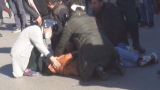 Otobüs çarptı, ilk müdahaleyi yoldan geçen hemşire yaptı