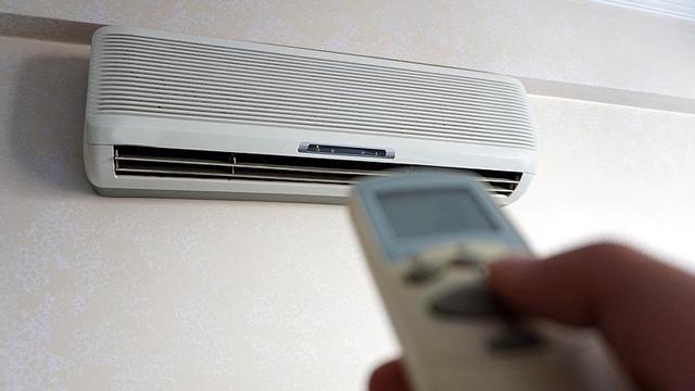 Rekor sıcaklıkların yaşandığı Fransa'da hastanelere 33 bin klima sağlandı haber görseli