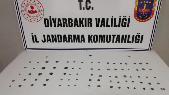 Diyarbakırda tarihi eser kaçakçılarına operasyon