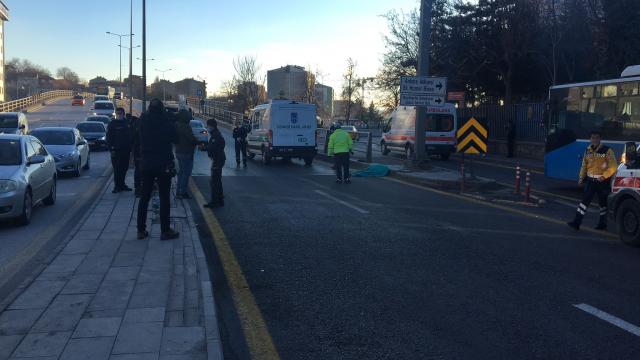 Ankarada otomobilin çarptığı yaya öldü