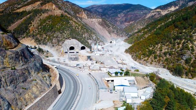 Yeni Zigana Tünelindeki kazı çalışması yarın tamamlanacak