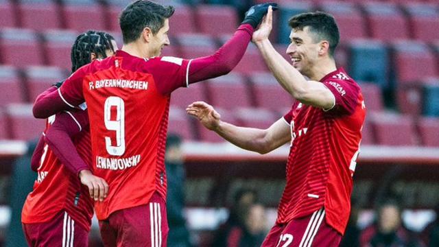 Bayern Münih, Köln engelini 4 golle geçti
