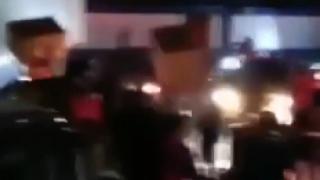 Tren hemzemin geçitteki araçlara çarptı