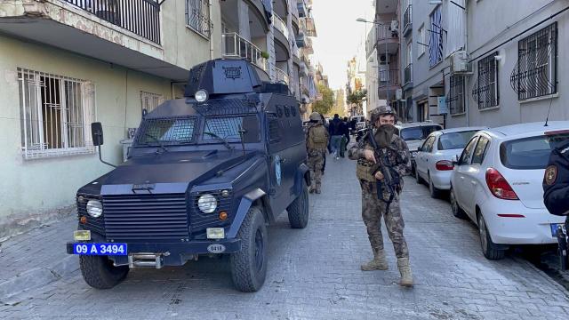 Aydında iki aile arasında silahlı kavga: 8 yaralı