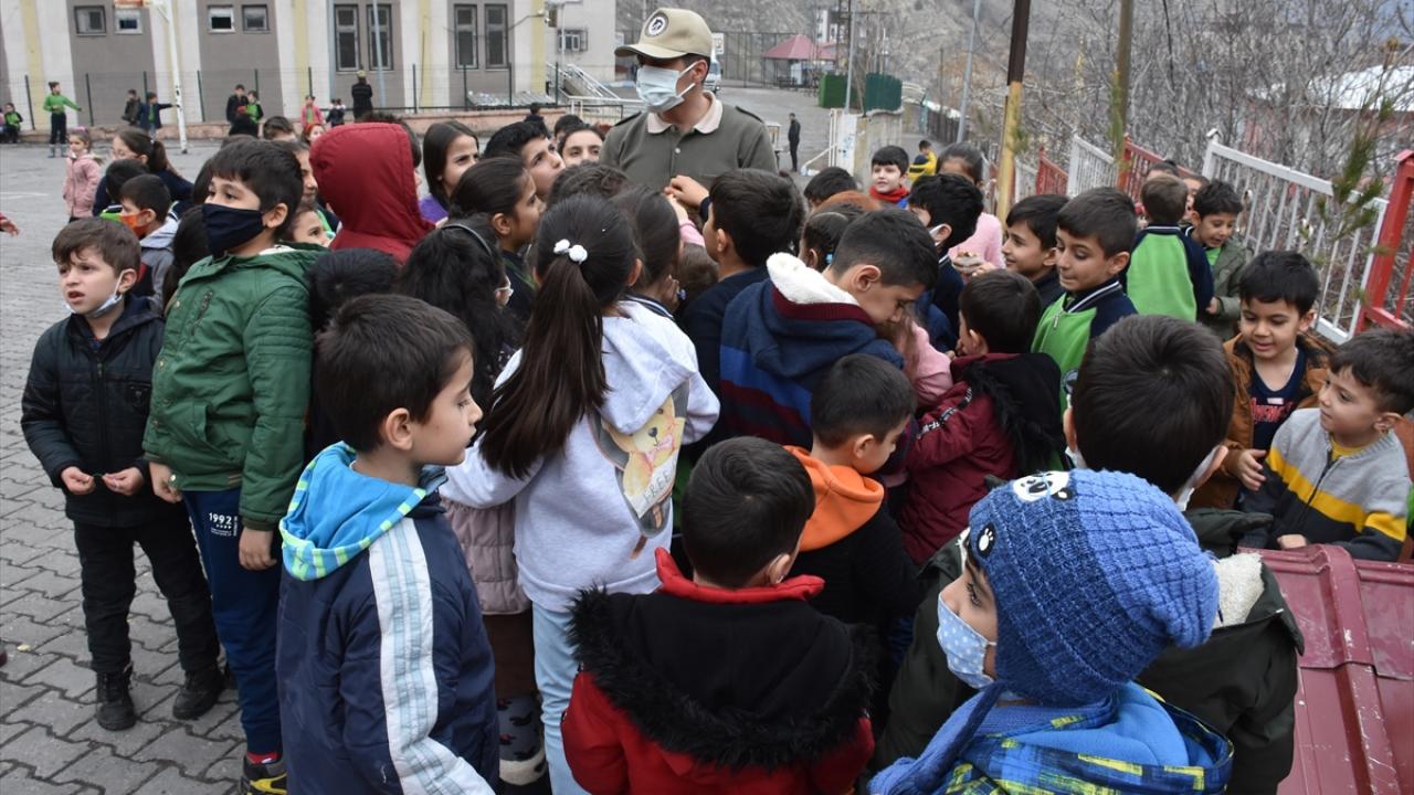 "Hayvanlara kötü muamelenin son bulacağına inanıyoruz"