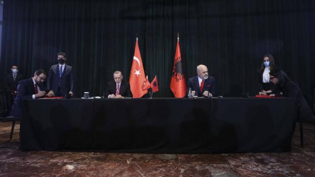 Türkiye ile Arnavutluk arasında 7 anlaşma imzalandı