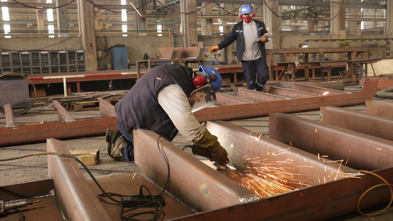 "2021`de Yalova`daki tersanelerimizde 48 gemi üretildi ve teslim edildi"