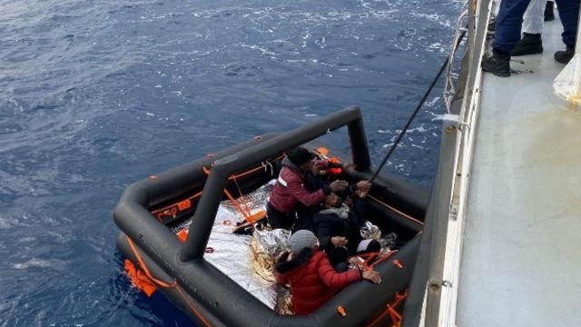Muğlada 5 düzensiz göçmen kurtarıldı