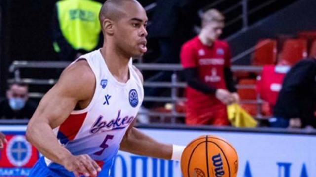 Fenerbahçe Bekodan oyun kurucu takviyesi