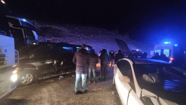 Kastamonuda zincirleme trafik kazası: 8 yaralı