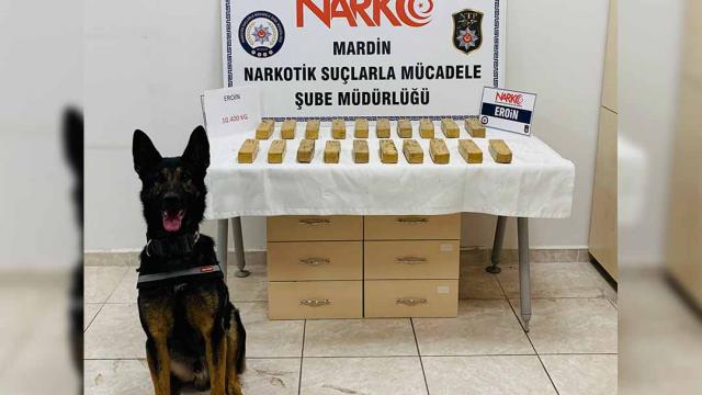 Araç lastiğine gizlenmiş 10 kilo eroin ele geçirildi
