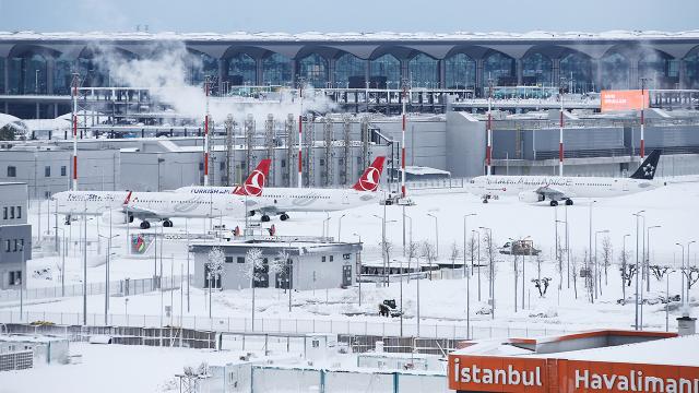 İstanbul Havalimanında 13.00ten itibaren uçuşlara başlanacak