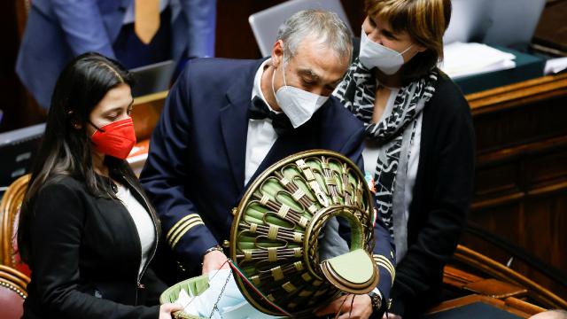 İtalyada cumhurbaşkanlığı seçiminin ilk turunda sonuç yok