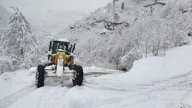 Karayolları, ulaşıma açık ve kapalı yolları duyurdu