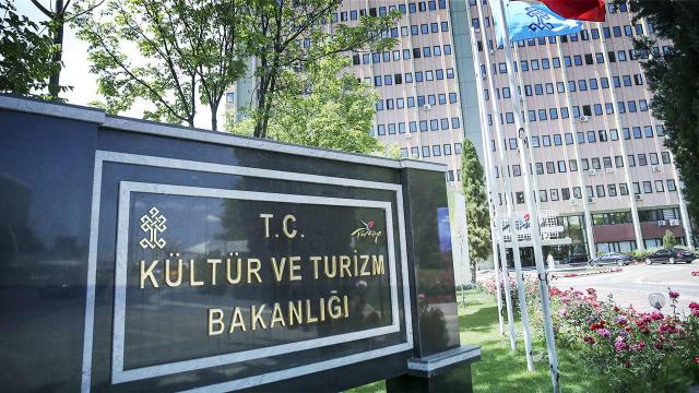 Kültür ve Turizm Bakanlığından Semih Sergen için taziye mesajı