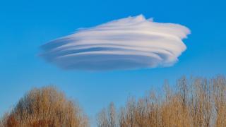 Gökyüzünde mercek bulutu görüldü