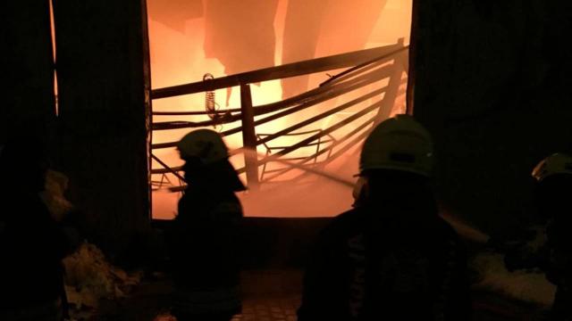 Konyada sünger fabrikasında çıkan yangın söndürüldü