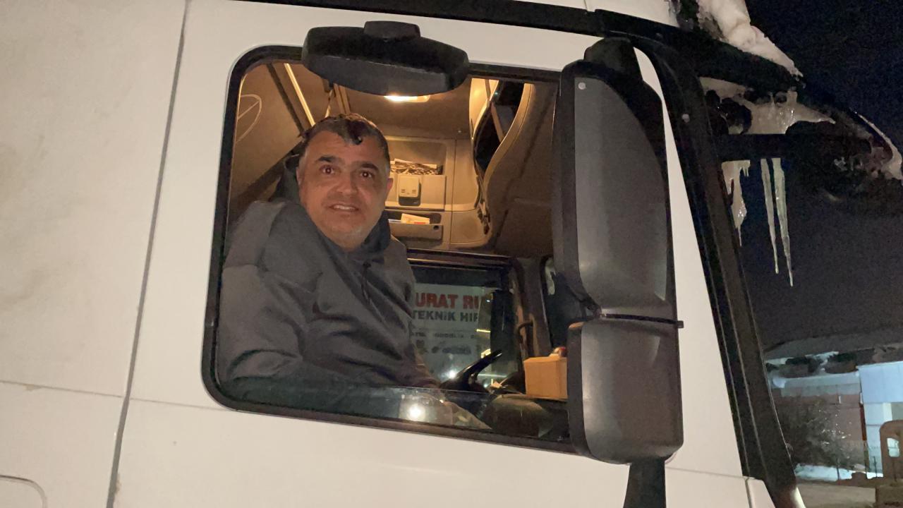 "33 saattir burada kar esareti altında bekliyoruz"