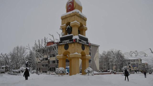 Adıyamanda eğitime kar engeli