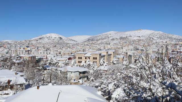 Zonguldakta kamu çalışanlarına 1 gün idari izin
