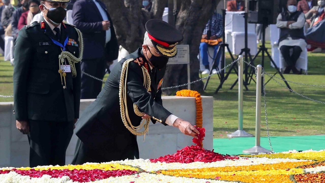 Mahatma Gandi kimdir