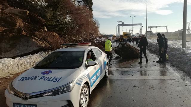 Zonguldak-İstanbul karayolunda heyelan