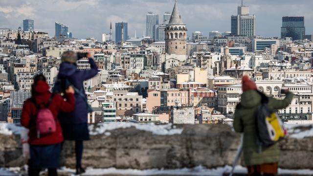 İstanbul mayısta 33 ayın turist rekorunu kırdı