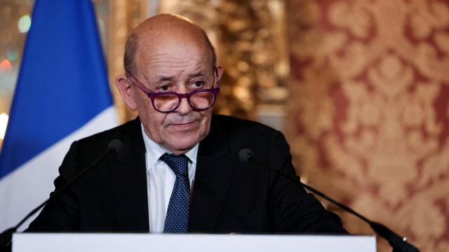 Le Drian: Sahel bölgesinde teröre karşı mücadele sürdürülecek
