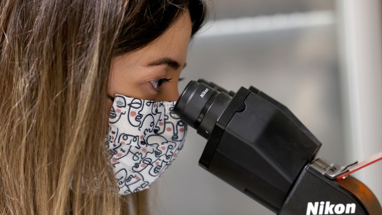 Bütün varyantlara karşı en az 1 yıl koruma sağlaması bekleniyor