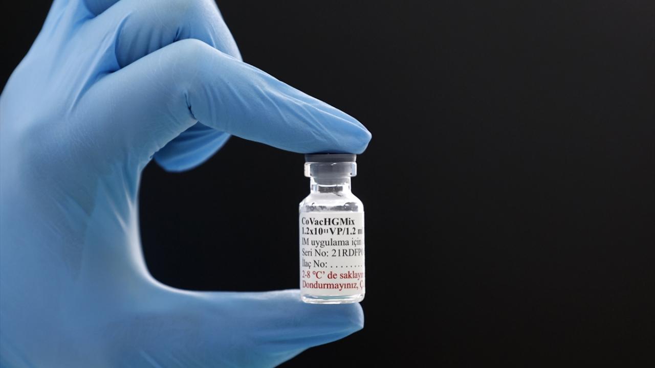 "Ağız ve burundan aşılama pandemiyi kısa sürede bitirebilir"