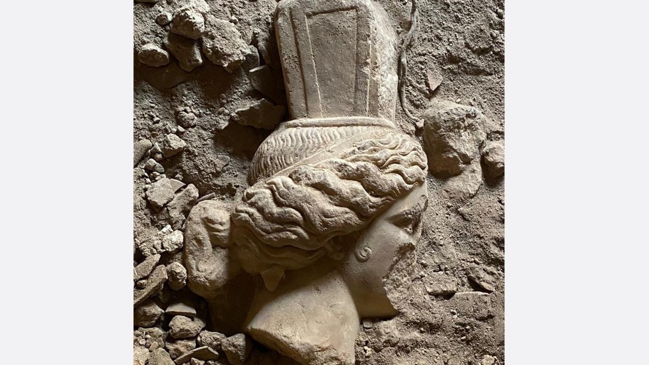 Knidos Antik Kenti’nde mermer heykel başları