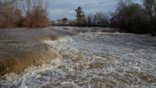 Antalya'da kuvvetli yağış su baskınlarına neden oldu