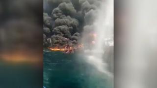 Nijerya açıklarındaki petrol gemisinde patlama