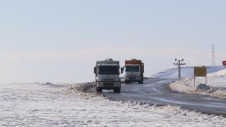 Van'da kuruyan Sıhke Gölü'ne 135 bin ton kar taşındı