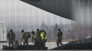 ABD'de askerleri Polonya'ya indi