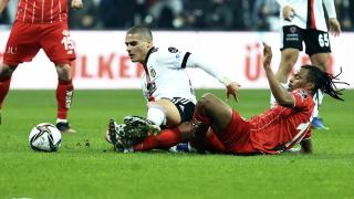 Dolmabahçe'de sessiz gece