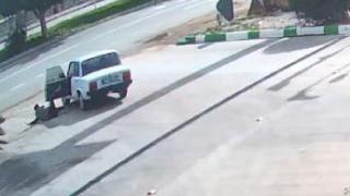 Drift yapan sürücü kendini yerde buldu: O anlar kamerada