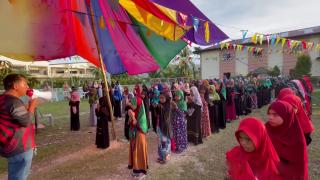 Filipinli yetim çocuklardan Erdoğan'a dua