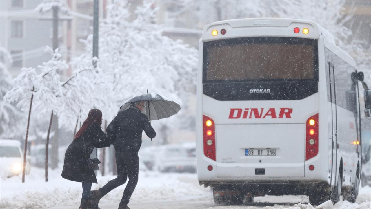 Kar yağışı akşama kadar sürecek