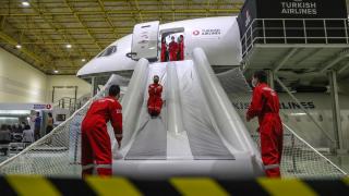 THY, 1000 kabin memuru alımına ilişkin başvuruları uzattı