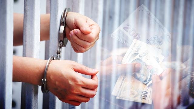 Kayseride evden ziynet eşyası çalan 3 şüpheli yakalandı