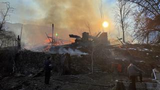 Kastamonu'da köyde yangın: 15 ev hasar gördü