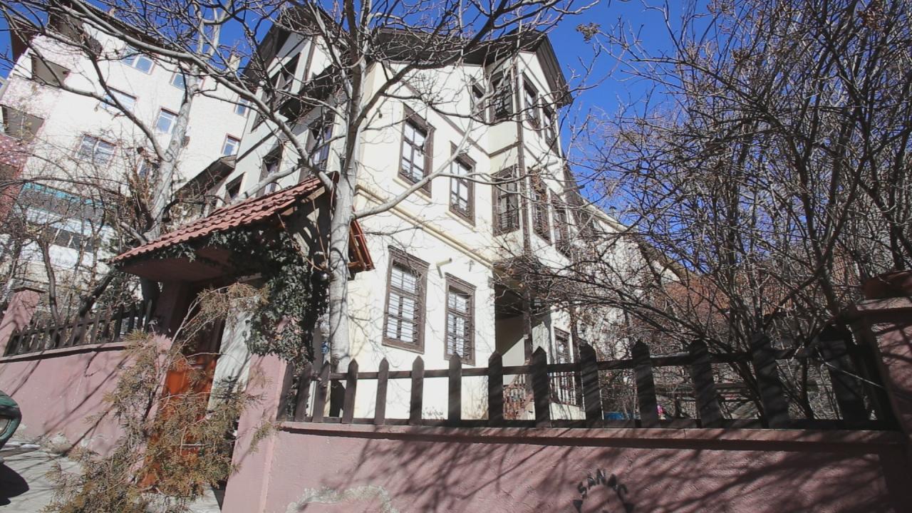 “Gümüşhane’nin en eski evlerinden birisi” 