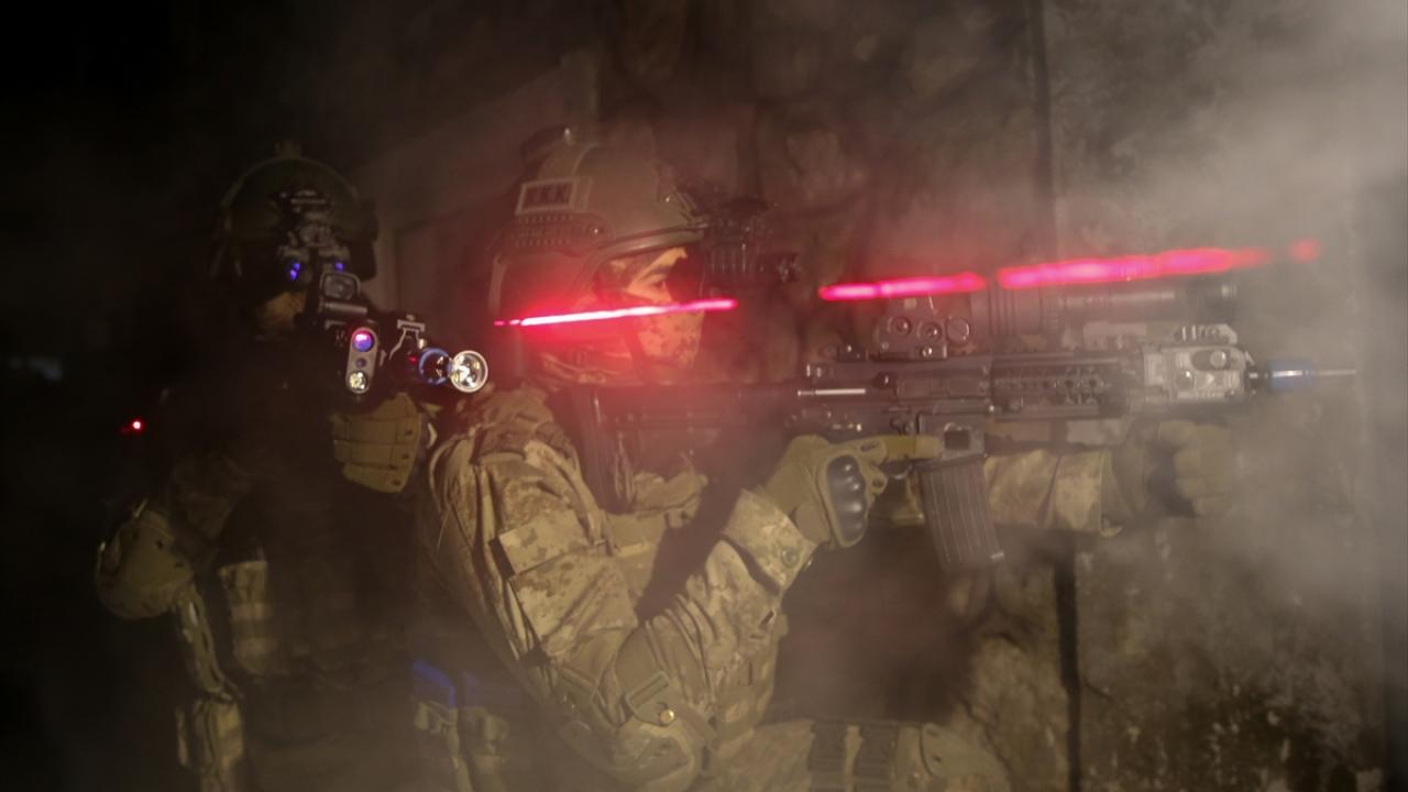 Sızma harekatıyla düşman yok ediliyor