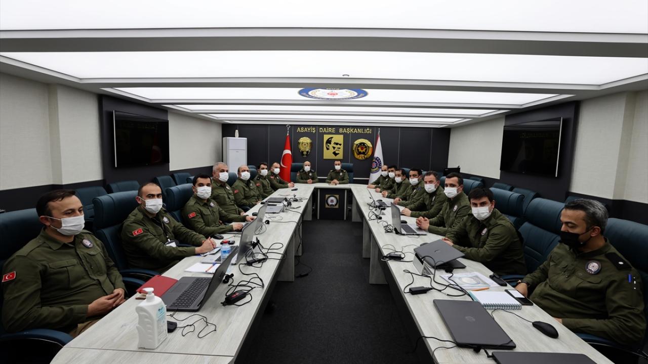 Değişiklik il emniyet müdürlüklerine de yansıyacak