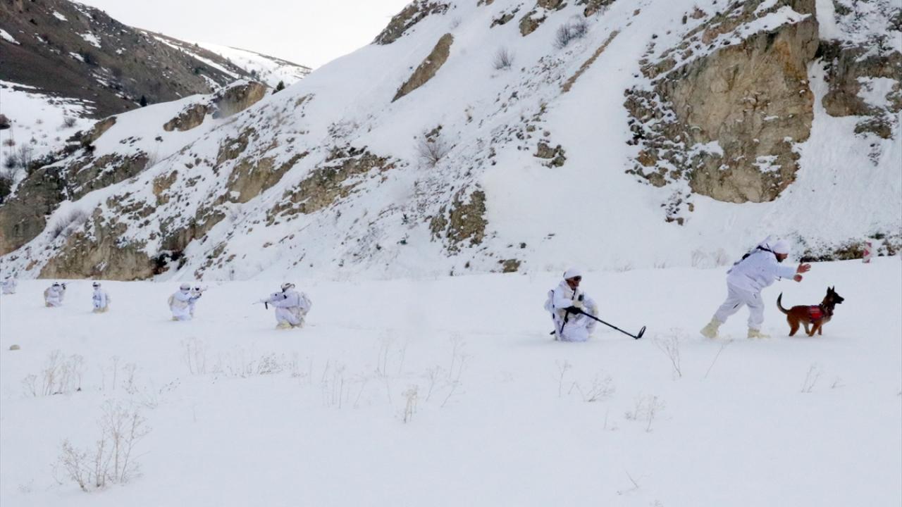 "Fıratlar" her an göreve hazır olmak için eğitimlerini aksatmıyor